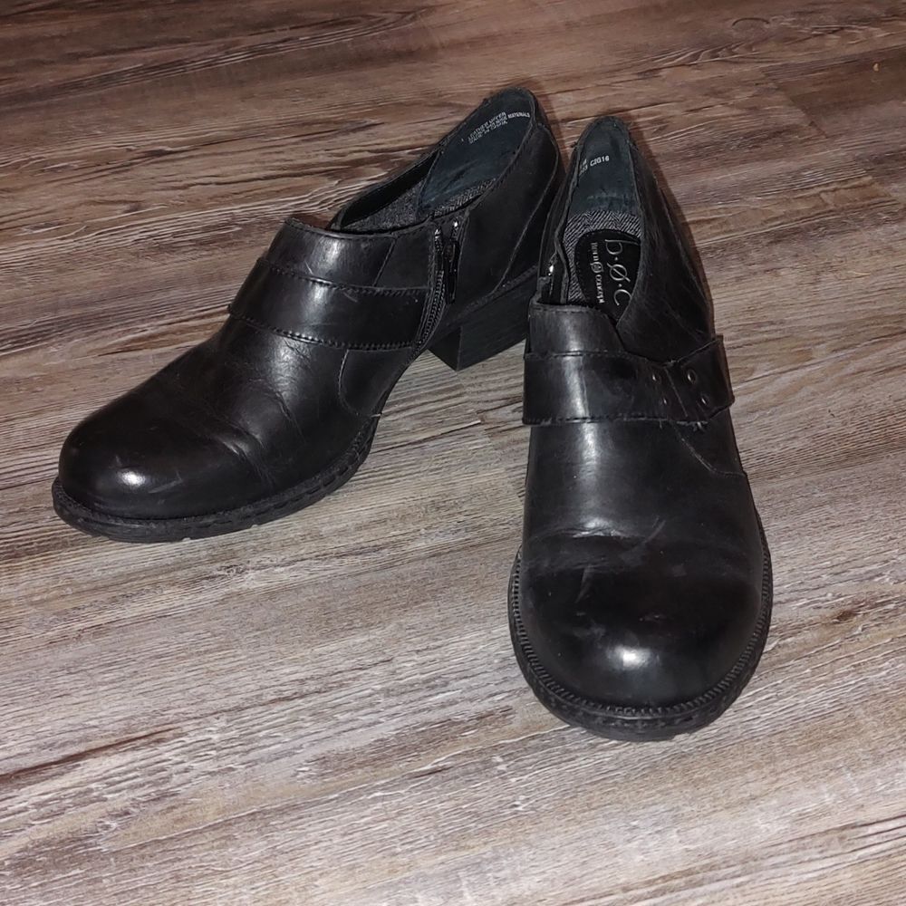BOC BORN CONCEPT Black Leather Side-Zip Booties Women's Size 11 M